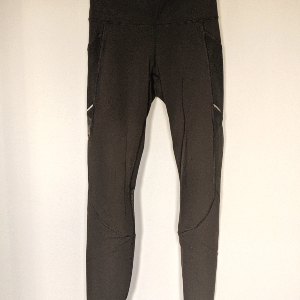Olive green Lululemon leggings